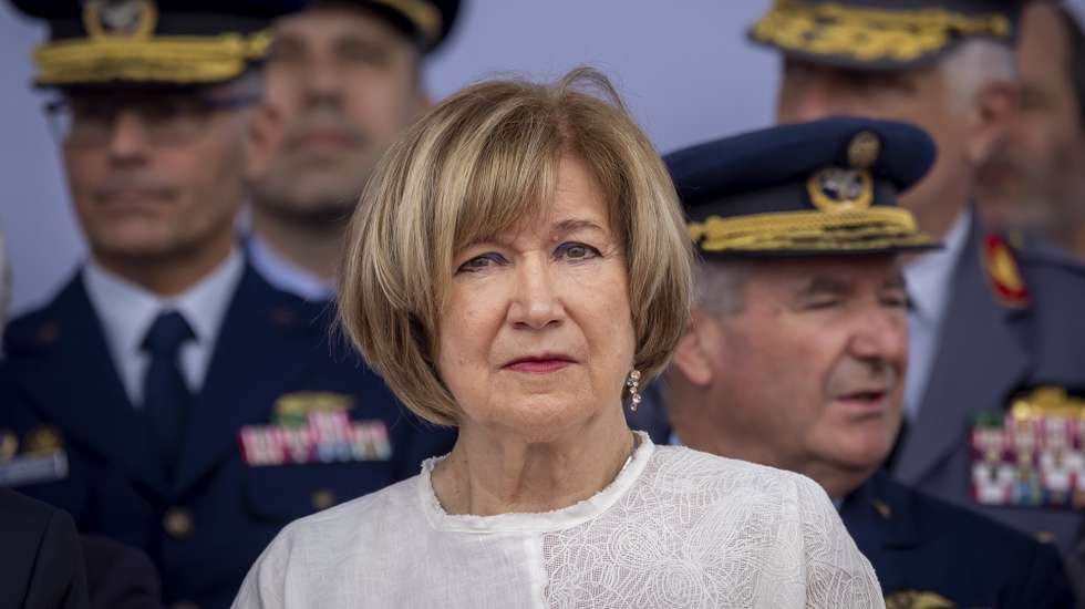 A escritora Lidia Jorge durante a cerimónia militar comemorativa do Dia de Portugal, no âmbito das Comemorações do 10 de Junho, Dia de Portugal, de Camões e das Comunidades Portuguesas, em Lagos, 10 de junho de 2025. JOSÉ SENA GOULÃO/LUSA
