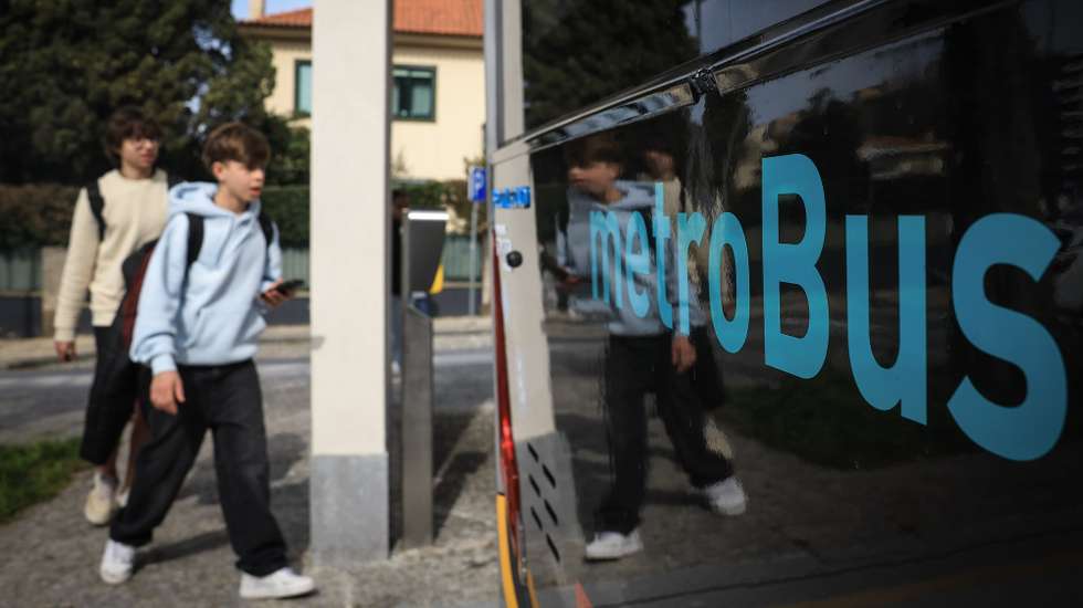 MetroBus do canal Boavista/Casa da Música – Praça do Império, no Porto