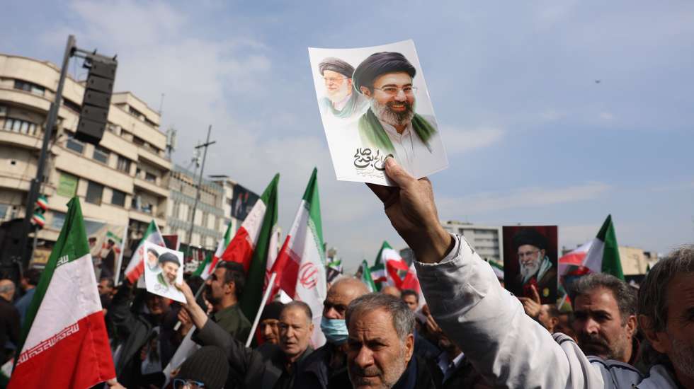 epa12806598 Iranians gather at Enqelab Square to show support for the newly appointed Supreme Leader Ayatollah Mojtaba Khamenei in Tehran, Iran, 09 March 2026. The late Supreme Leader Ayatollah Ali Khamenei was killed during a joint Israeli and US military operation across Iran in the early hours of 28 February 2026.  EPA/ABEDIN TAHERKENAREH