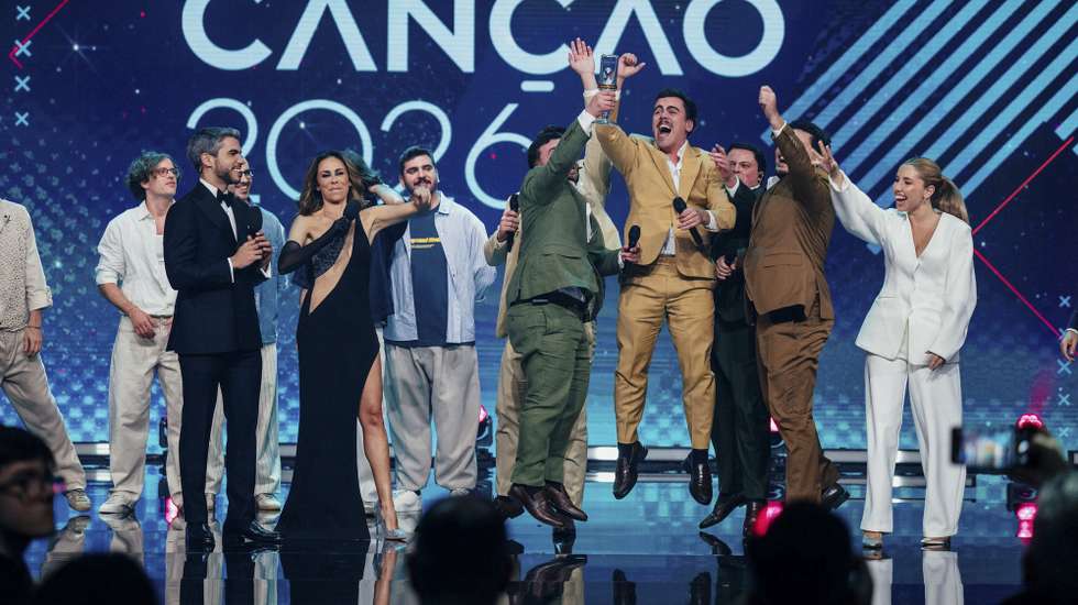 epa12803028 Bandidos do Cante band celebrates after winning the 2026 Song Festival final with the song 'Rosa' in Lisbon, Portugal, 08 March 2026. Bandidos do Cante and the song 'Rosa' will represent Portugal at the 70th Eurovision Song Contest in Austria. This year's Portuguese edition was marked by controversy surrounding Israel's participation in the Eurovision Song Contest, which led some of the participants to announce that if they won, they would not represent Portugal.  EPA/PEDRO PINA