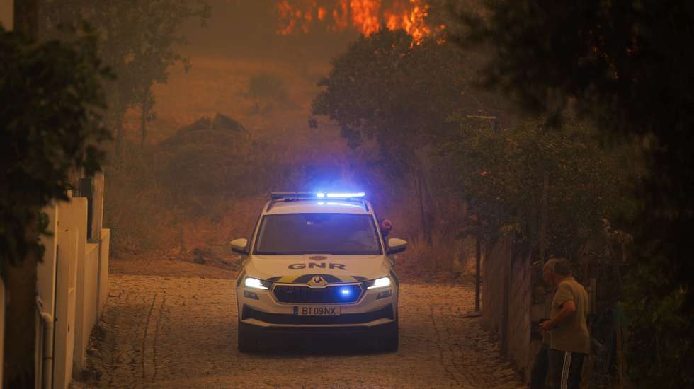 A car of the National Republican Guard (GNR) during a wildfire that started in Valpacos and is now raging in Fradizela, Mirandela, Portugal, 29th July 2026.  PEDRO SARMENTO COSTA/LUSA