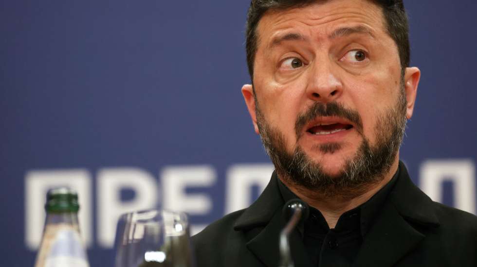 epa13156464 Ukrainian President Volodymyr Zelensky speaks during a press conference with Serbian President Aleksandar Vucic (not pictured) following their meeting in Belgrade, Serbia, 08 August 2026. Zelenskyy is in Serbia for an official visit.  EPA/ANDREJ CUKIC