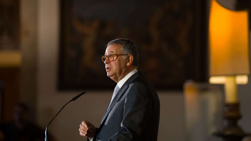 O Presidente da República, António José Seguro, discursa durante a cerimónia de entrega do Prémio D. Diniz 2026 a Djaimilia Pereira de Almeida, promovido pela Fundação da Casa de Mateus , em Vila Real, 9 de Outubro de 2026. PEDRO SARMENTO COSTA/LUSA