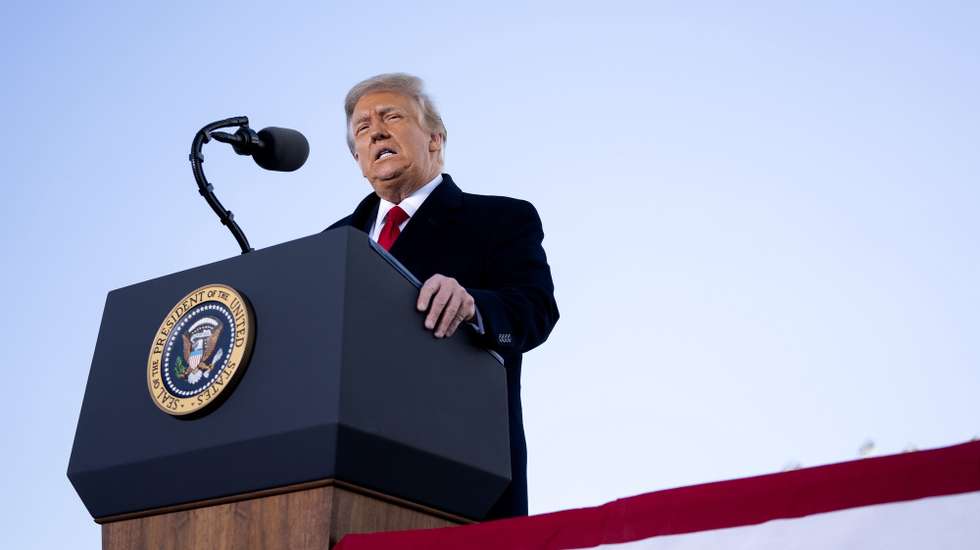 epa08951917 US President Donald Trump speaks during a farewell ceremony at Joint Base Andrews, Maryland, USA, 20 January 2021. US President Donald J. Trump is not attending the Inaugration ceremony of President-elect Joe Biden. Biden won the 03 November 2020 election to become the 46th President of the United States of America.  EPA/Stefani Reynolds / POOL