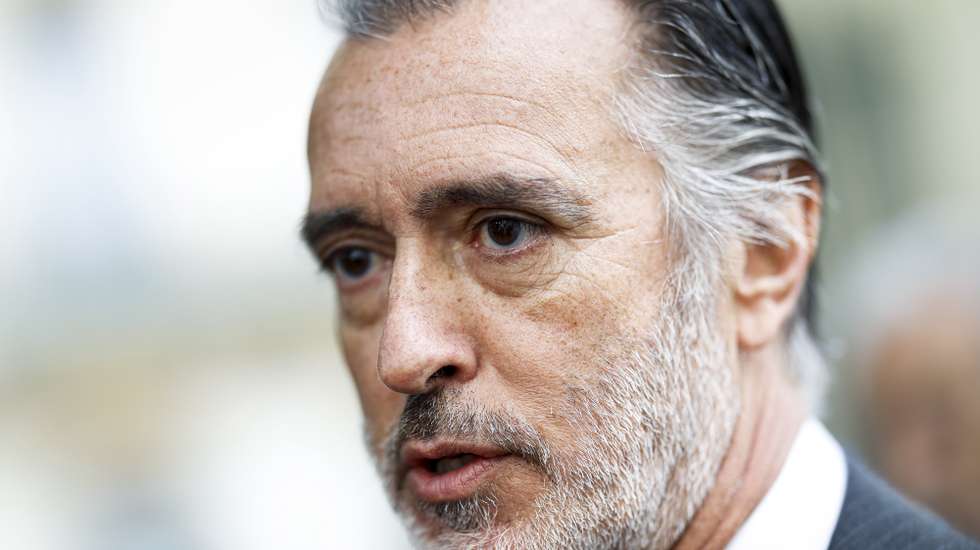 O candidato à Presidência da República, João Cotrim Figueiredo, formaliza a sua candidatura no Tribunal Constitucional, em Lisboa, 03 de novembro de 2025. FILIPE AMORIM/LUSA