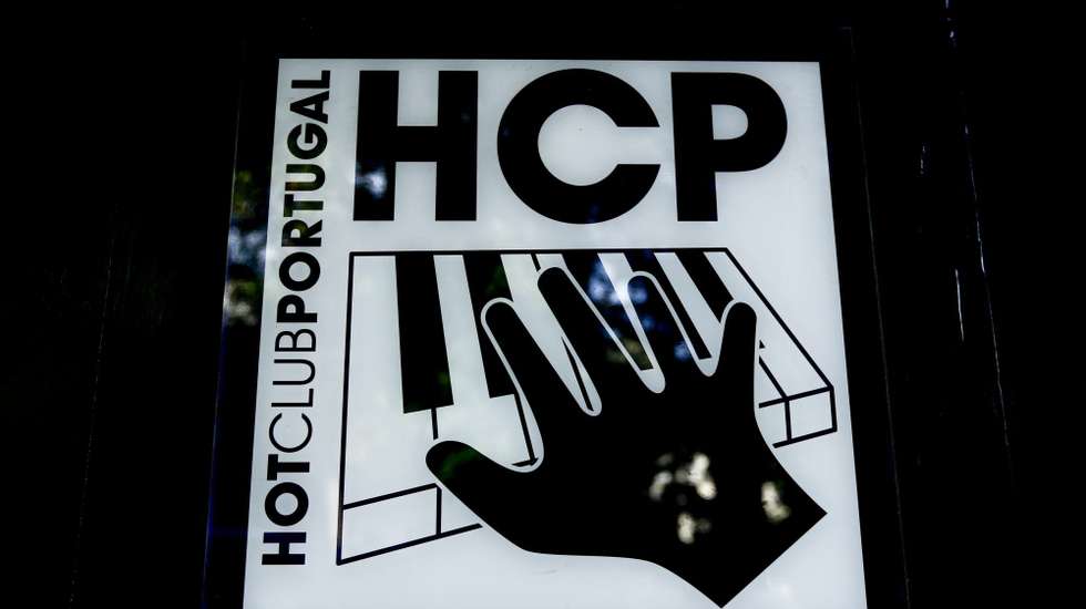 Como consequência do processo que levou ao afastamento de dois professores, o HCP criou um código de conduta para a comunidade escolar, um gabinete de apoio ao aluno e um canal de denúncia anónimo