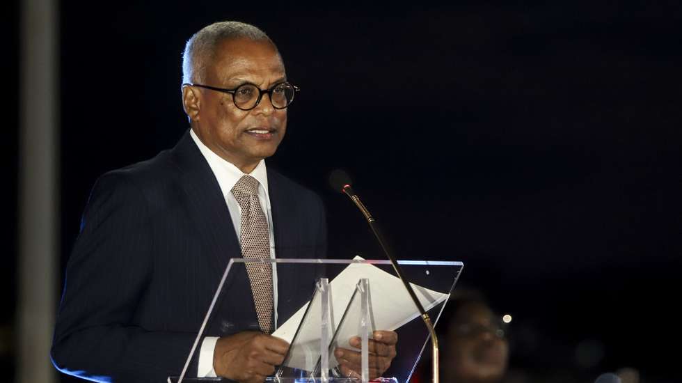 O Presidente da República de Cabo Verde José Maria Neves, usa da palavra na cerimónia de celebração dos 50 anos de independência de Cabo Verde, Palácio Presidencial, na Cidade da Praia, em Cabo Verde, 05 de julho de 2025. ELTON MONTEIRO/LUSA