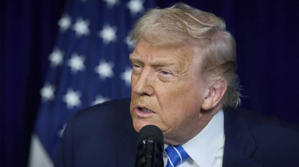 epa12616406 A handout picture made available by the Presidential Press Service shows US President Donald Trump speaking during a joint press conference with Ukrainian President Volodymyr Zelensky (not pictured) in Palm Beach, Florida, USA, 28 December 2025.  EPA/PRESIDENTIAL PRESS SERVICE / HANDOUT HANDOUT EDITORIAL USE ONLY/NO SALESHANDOUT EDITORIAL USE ONLY/NO SALES