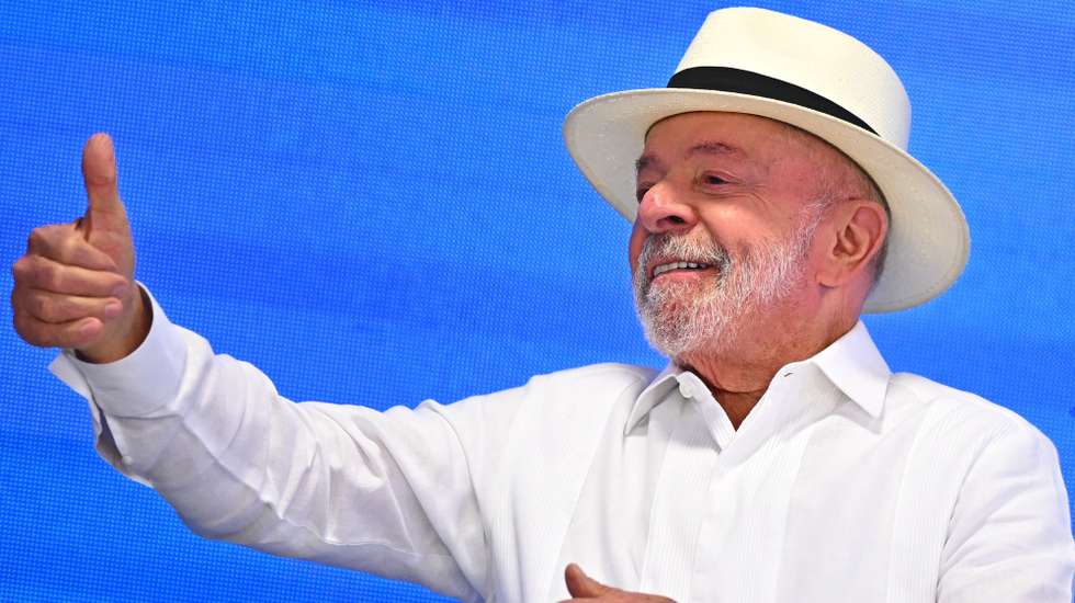 epa13073415 Brazilian President Luiz Inacio Lula da Silva participates in the ceremony announcing a new debt renegotiation program for personal loans at the Planalto Palace in Brasilia, Brazil, 29 June 2026.  EPA/Andre Borges