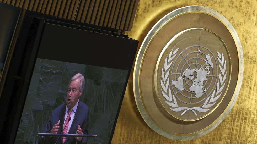 epaselect epa13255481 UN Secretary-General Antonio Guterres delivers his speech during the 81st session of the United Nations (UN) General Assembly at United Nations Headquarters in New York, New York, USA, 22 September 2026.  EPA/SARAH YENESEL