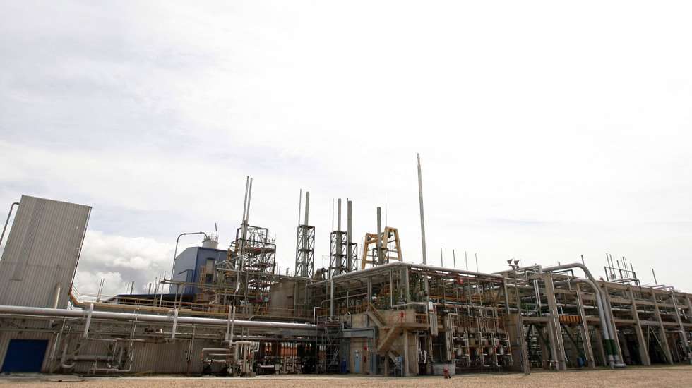 Aspecto do Complexo Petroquimico da Repsol em Sines