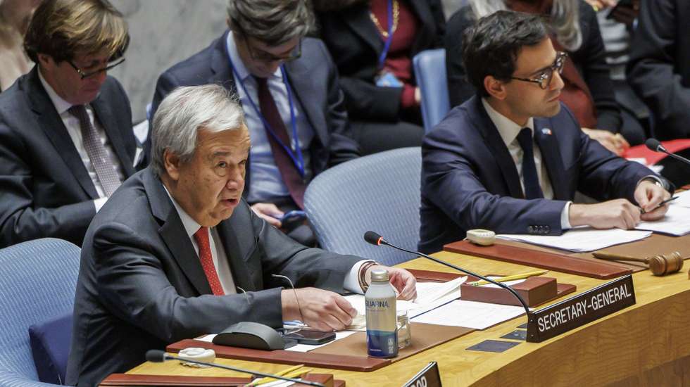 epa11099644 The United Nations Secretary General Antonio Guterres speaks during a United Nations Security Council meeting on the situation in the Middle East including the Palestinian question, at the United Nations Headquarters in New York, USA, 23 January 2024.  EPA/SARAH YENESEL