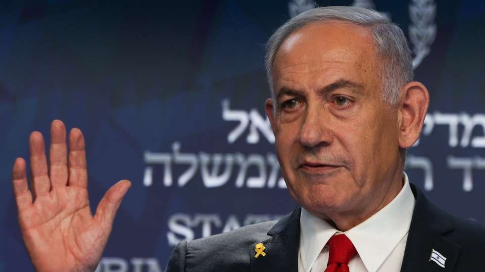 epa12123733 Israeli Prime Minister Benjamin Netanyahu addresses a press conference in Jerusalem, 21 May 2025.  EPA/RONEN ZVULUN / POOL