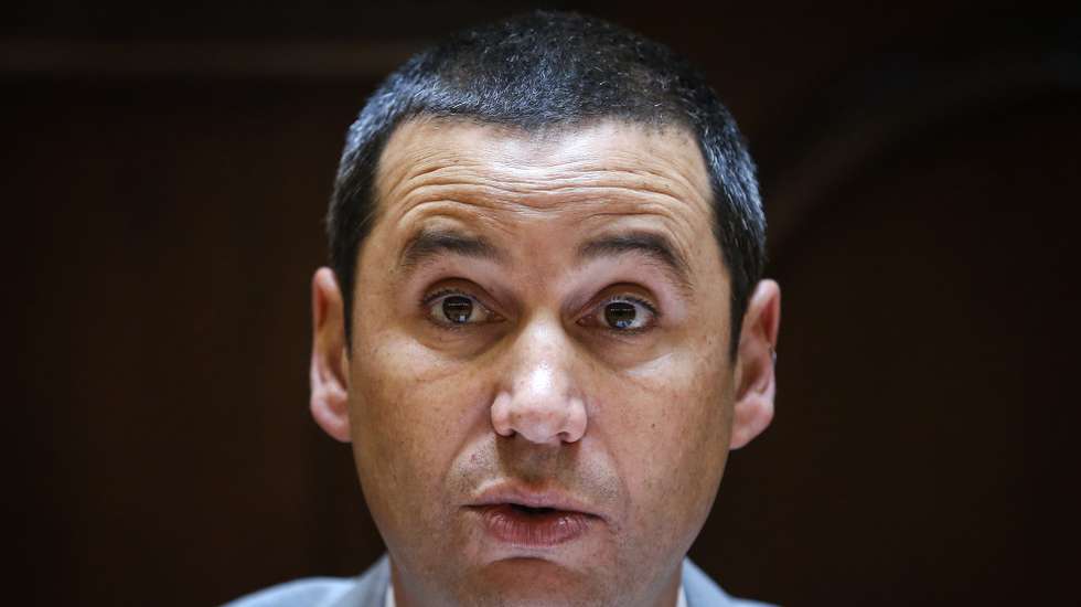 O ministro das Infraestruturas, João Galamba, durante a audição na Comissão de Economia, Obras Públicas, Planeamento e Habitação, na Assembleia da República em Lisboa, 21 de junho de 2023. RODRIGO ANTUNES/LUSA