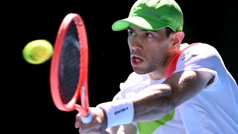 epa11829843 Nuno Borges of Portugal in action during a round 3 match against Carlos Alcaraz of Spain for the Australian Open at Melbourne Park in Melbourne, Australia, 17 January 2025.  EPA/JOEL CARRETT AUSTRALIA AND NEW ZEALAND OUT