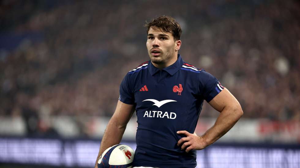 epa11712348 Antoine Dupont (C) of France  reacts during the  Autumn Nations Series rugby match between France and Japan, France, in Saint Denis, 09 November 2024.  EPA/CHRISTOPHE PETIT TESSON