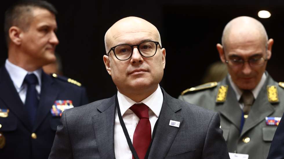 epa10534672 Serbia's Defense Minister Milos Vucevic attends the first edition of the Shuman Security and Defence Forum organized by the European Union External Action (EEAS) at the European Parliament in Brussels, Belgium, 21 March 2023.  EPA/STEPHANIE LECOCQ