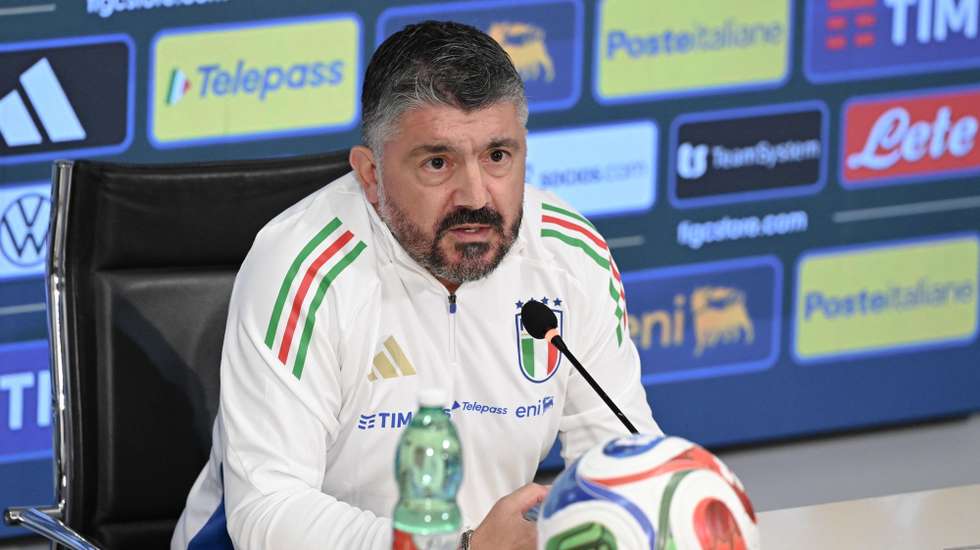 epa12437275 The head coach of the Italian national football team, Gennaro Gattuso, attends a press conference as the team prepares for the FIFA World Cup qualifying matches against Estonia and Israel, in Florence, Italy, 07 October 2025.  EPA/CLAUDIO GIOVANNINI