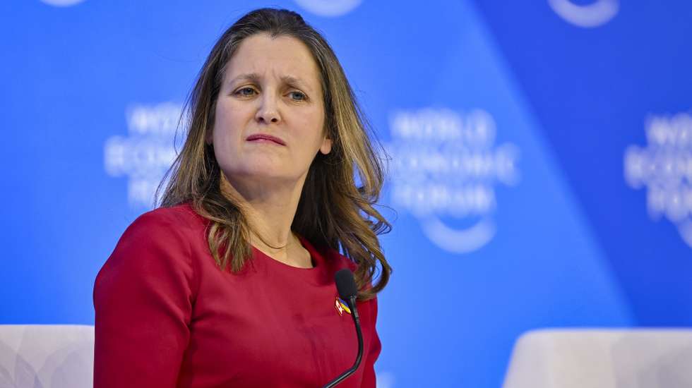 epa10413785 Chrystia Freeland, Deputy Prime Minister and Minister of Finance of Canada, addresses a panel session during the 53rd annual meeting of the World Economic Forum (WEF) in Davos, Switzerland, 18 January 2023. The meeting brings together entrepreneurs, scientists, corporate and political leaders in Davos under the topic 'Cooperation in a Fragmented World' from 16 to 20 January.  EPA/GIAN EHRENZELLER