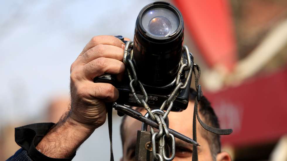 epa11867605 A Pakistani journalist holds his camera during a protest rally against the amendments of the Prevention of Electronic Crimes Act (PECA), in Peshawar, Pakistan, 01 February 2025. The PECA amendments, passed by the National Assembly on 23 January, makes changes to the country's cybercrime laws that would criminalize 'fake news' on social media platforms and have been criticized for potentially restricting press freedom.  EPA/BILAWAL ARBAB