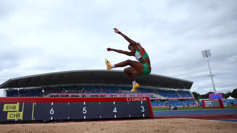 epa13171406 Jessica Barreira of Portugal competes during the Heptathlon Long Jump at the European Athletics Championships Birmingham 2026, in Birmingham, Britain, 15 August 2026.  EPA/ADAM VAUGHAN