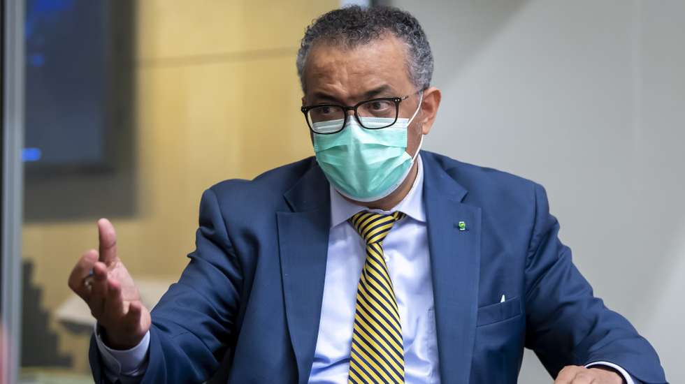 epa08747781 Tedros Adhanom Ghebreyesus, Director General of the World Health Organization (WHO), speaks during a visit of the Presidents of the Swiss Federal Chambers, at the World Health Organization (WHO) headquarters in Geneva, Switzerland, 15 October 2020.  EPA/MARTIAL TREZZINI