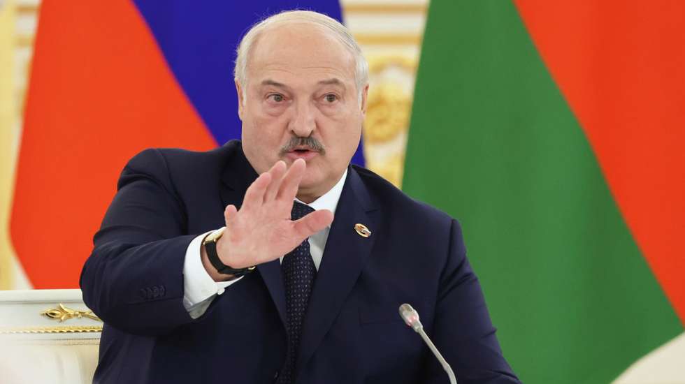 epa10561673 Belarusian President Alexander Lukashenko attends a meeting of the Supreme State Council of the Union State of Russia and Belarus at the Kremlin in Moscow, Russia, 06 April 2023. Putin supported the proposal of the Belarusian leader Lukashenko to extend the previous agreements in the field of security. On 25 March, the Russian president issued new threats against Western countries supporting Ukraine, announcing an agreement with the Belarusian ruler to deploy tactical nuclear weapons in the country.  EPA/MIKHAEL KLIMENTYEV/SPUTNIK/KREMLIN POOL MANDATORY CREDIT