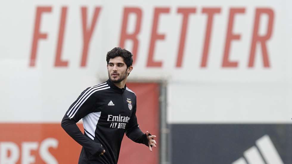 SL Benfica player Goncalo Guedes in action during a training session at Caixa Futebol Campus in Seixal, Portugal, 06 March 2023. SL Benfica faces Club Brugge in UEFA Champions League the second leg at Luz Stadium in Lisbon on 07 March 2023. ANTONIO PEDRO SANTOS/LUSA