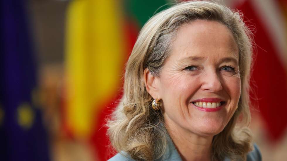 epa10745191 Spain's economic affairs minister Nadia Calvino smiles as she arrives to speaks with members of the media ahead of a meeting of European finance ministers at EU Economic and Financial Affairs Council in Brussels, Belgium, 14 July 2023.  EPA/OLIVIER MATTHYS