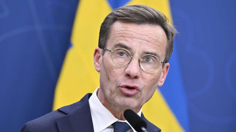 epa10914964 Sweden's Prime Minister Ulf Kristersson speaks at a press conference after a meeting of the National Security Council in Stockholm, Sweden, 12 October 2023. All party leaders of the Swedish parliament Riksdag participated, together with a large number of heads of authorities. Kristersson addressed various security issues.  EPA/Henrik Montgomery SWEDEN OUT