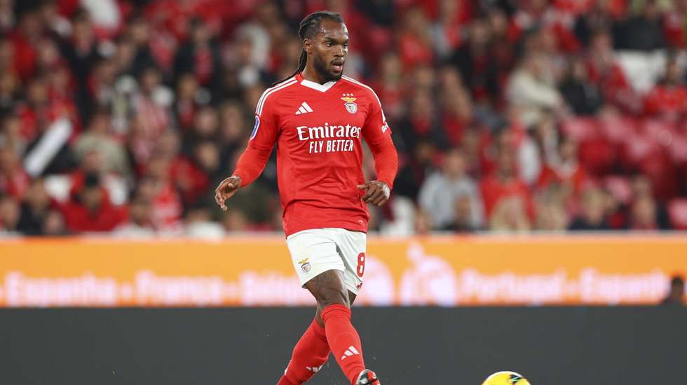 SL Benfica player , Renato Sanches in action during the quarter-finals of the League Cup quarter-finals soccer match netween Benfica and Santa Clara held at Luz Stadium, in Lisbon, Portugal, 30 October 2024. ANTONIO COTRIM/LUSA