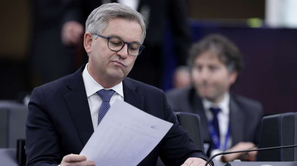 epa12003195 Magnus Brunner, European Commissioner for Internal Affairs and Migration, reacts before a debate on the 'Presentation of the New European Internal Security Strategy' at the European Parliament in Strasbourg, France, 01 April 2025. The EU Parliament's session runs from 31 March to 03 April 2025.  EPA/RONALD WITTEK