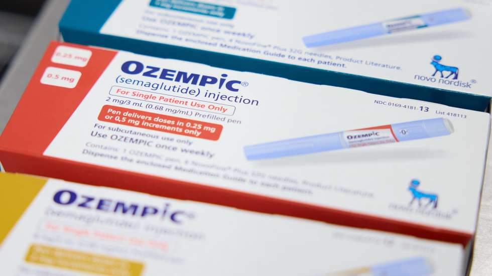 epa12095096 The prescription drug Ozempic is stocked on a shelf at a pharmacy in Los Angeles, California, USA, 12 May 2025. Today, US President Donald Trump signed an executive order that aims to cut prescription drug costs in the US. The new order directs Health and Human Services Secretary Robert F. Kennedy Jr. to come up with price-cutting goals within 30 days.  EPA/ALLISON DINNER