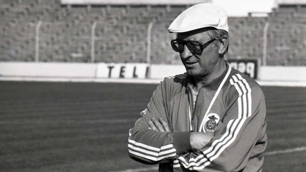 José Maria Pedroto morreu a 7 de janeiro de 1985, já depois de ter deixado o comando do FC Porto pela doença que só o médico, a mulher e Pinto da Costa conheciam