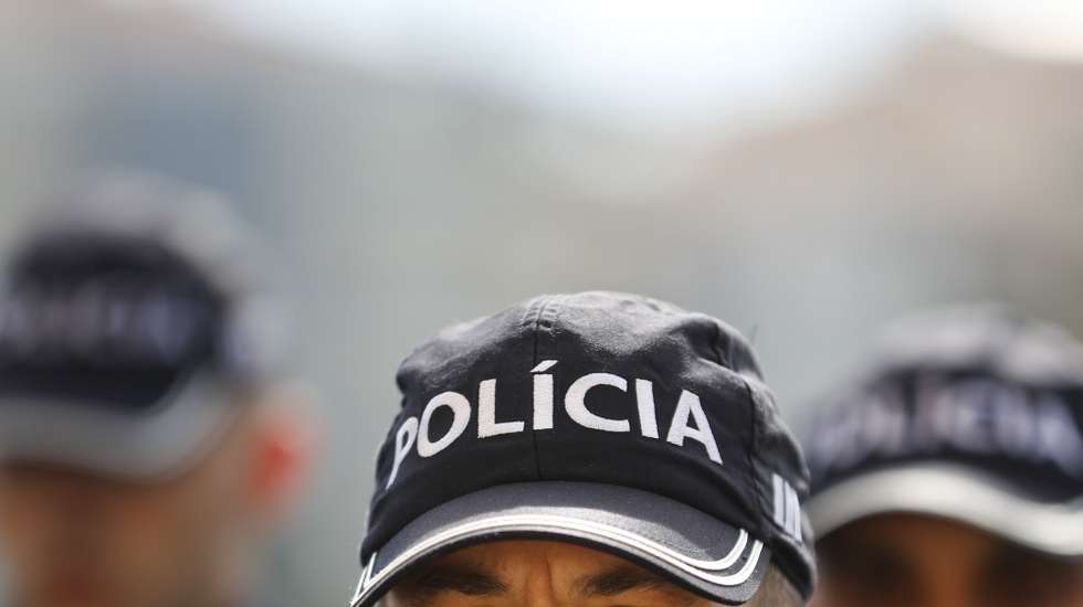 Alunos da Escola Prática de Policia treinam para ser futuros agentes da PSP, 20 fevereiro 2024 em Torres Novas. (ACOMPANHA TEXTO DA LUSA DO DIA 25 FEVEREIRO 2024). PAULO CUNHA/LUSA
