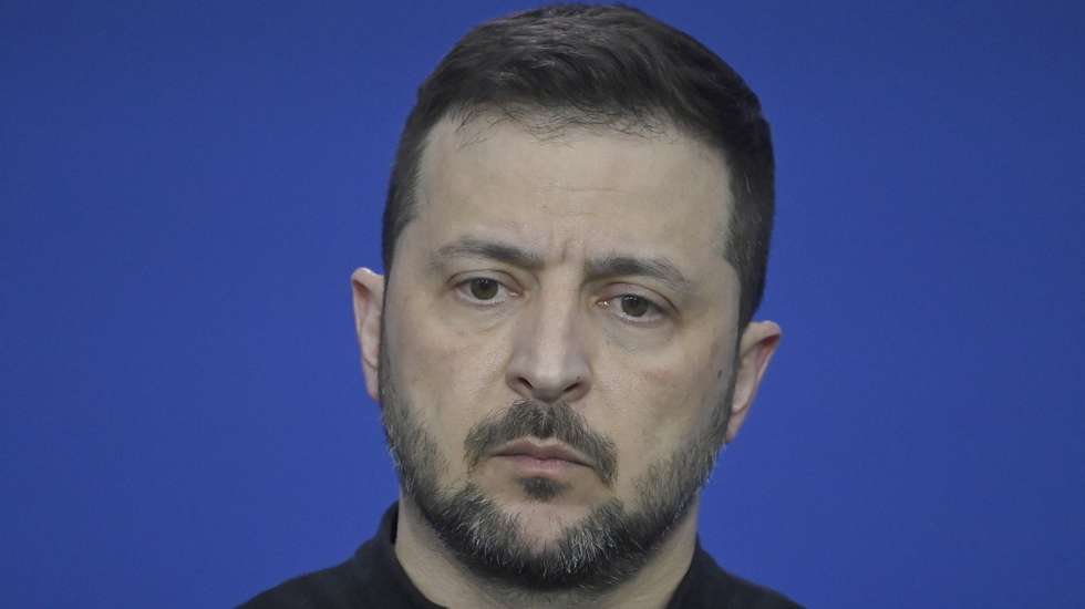 epa11708002 Ukraine's President Volodymyr Zelensky attends a press conference after the 5th summit of the European Political Community (EPC) in Puskas Arena in Budapest, Hungary, 07 November 2024.  EPA/ZOLTAN BALOGH HUNGARY OUT