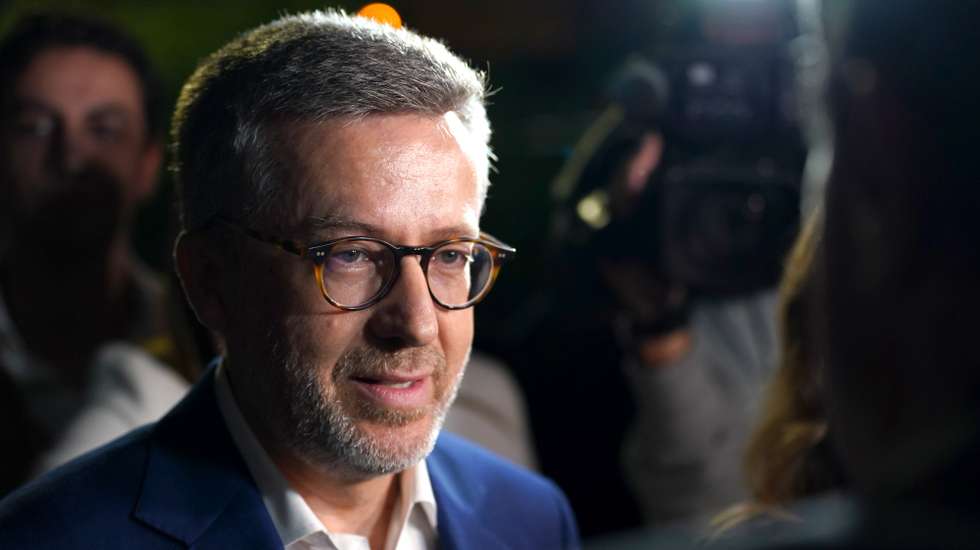 Carlos Moedas à chegada ao 42.º Congresso Nacional do PSD realizado em Braga, 19 de Outubro 2024. HUGO DELGADO/LUSA