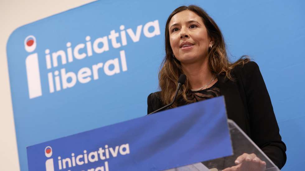 The president of Liberal Initiative party (IL), Mariana Leitão, speaks on election night for the local elections at party headquarters in Porto, Portugal, 13 October 2025. More than 9.3 million electors can vote in the local elections in Portugal on 12 October 2025. MANUEL FERNANDO ARAÚJO//LUSA