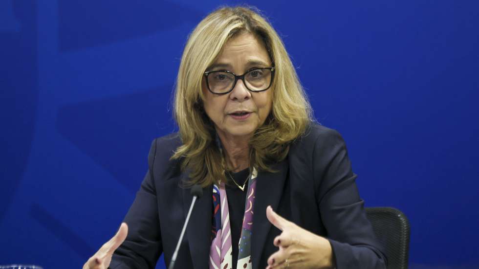 A ministra da Saúde, Ana Paula Martins, participa numa conferência de imprensa sobre o aumento da atividade gripal, promovida pelo Ministério da Saúde, Direção Executiva do SNS e a Direção Geral da Saúde, no ministério da Saúde, em Lisboa, 08 dezembro 2025. MANUEL DE ALMEIDA/LUSA