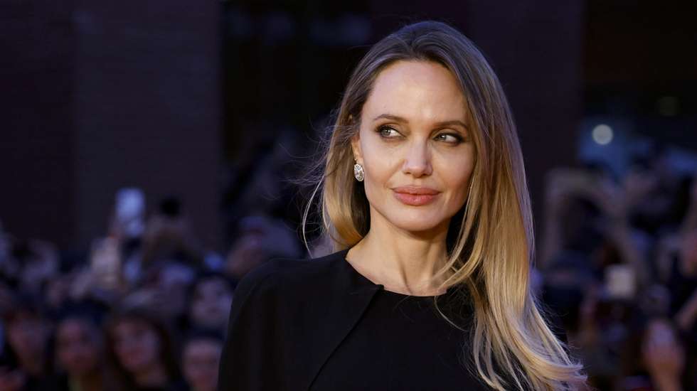 epaselect epa12462568 US actor Angelina Jolie arrives for the screening of the movie 'Couture' at the 20th annual Rome Film Fest, in Rome, Italy, 18 October 2025. The Festa del Cinema di Roma runs from 15 to 26 October 2025.  EPA/FABIO FRUSTACI