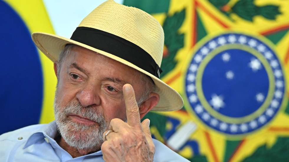 epa13152877 Brazilian President Luiz Inacio Lula da Silva speaks at the signing of the Conversion Bill (PLV) that consolidates the regulations for compliance with the national policy on minimum rates for road freight transport at the Planalto Palace in Brasilia, Brazil, 05 August 2026.  EPA/Andre Borges