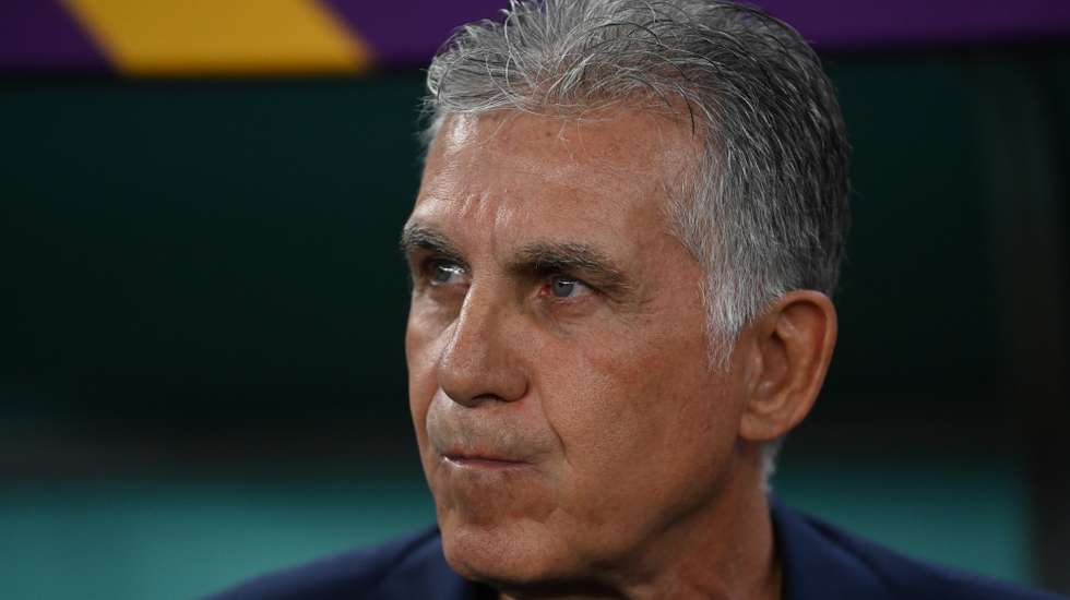 epa10337065 Head coach Carlos Queiroz of Iran prior the FIFA World Cup 2022 group B soccer match between Iran and the USA at Al Thumama Stadium in Doha, Qatar, 29 November 2022.  EPA/Neil Hall