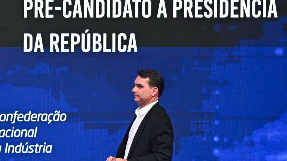 epa13057436 Brazilian Senator Flavio Bolsonaro, a Liberal Party (PL) presidential pre-candidate, attends the event 'Brazil 2050 - The Presidential Candidates Agenda' at the Ulysses Guimaraes Convention Center in Brasilia, Brazil, 22 June 2026.  EPA/ANDRE BORGES