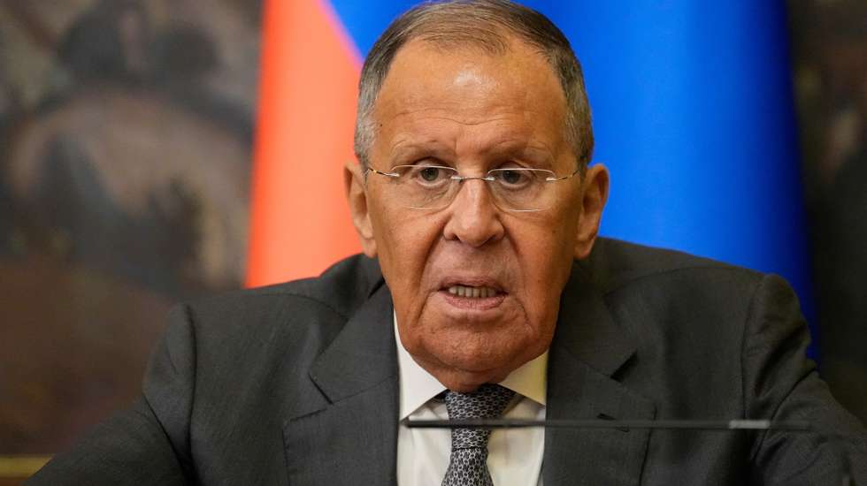 epa13175752 Russian Foreign Minister Sergei Lavrov speaks during a joint news conference with Ghana's Minister for Foreign Affairs Samuel Okudzeto Ablakwa (not pictured) following their meeting at Zinaida Morozova's Mansion in Moscow, Russia, 17 August 2026.  EPA/ALEXANDER ZEMLIANICHENKO / POOL
