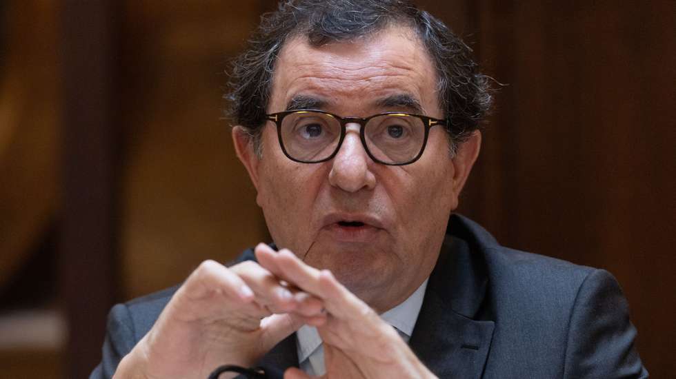 O ministro da Economia e da Coesão Territorial, Manuel Castro Almeida, intervém na sua audição perante a Comissão da Reforma do Estado e Poder Local, na Assembleia da República, em Lisboa, 22 de julho de 2026. ANTÓNIO COTRIM/LUSA