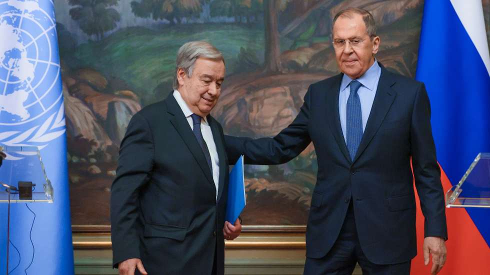 epa09909989 A handout photo made available by the press service of the Russian Foreign Affairs Ministry shows Russian Foreign Minister Sergei Lavrov (R) and UN Secretary-General Antonio Guterres (L) attending a joint news conference following their talks in Moscow, Russia, 26 April 2022. UN Secretary-General is on a working visit to Moscow.  EPA/RUSSIAN FOREIGN AFFAIRS MINISTRY HANDOUT MANDATORY CREDIT / HANDOUT EDITORIAL USE ONLY/NO SALES