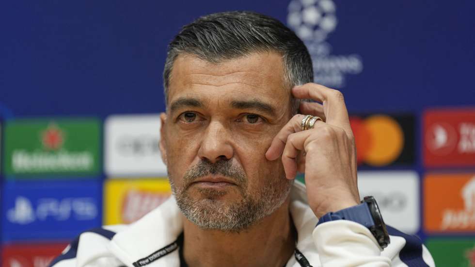 Conceição diz que só um FC Porto numa "grandíssima noite" pode vencer em Barcelona