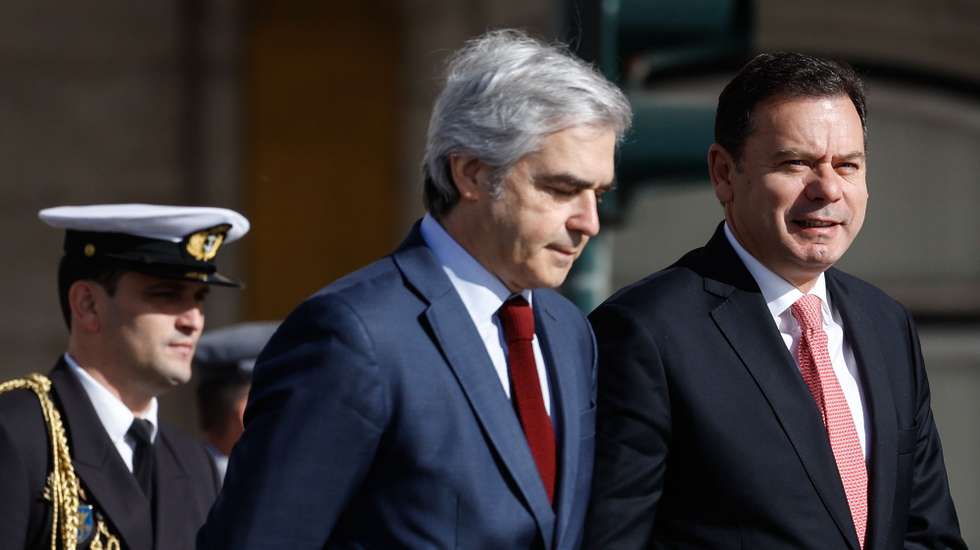 epa11299610 Portuguese Defense Minister Nuno Melo (L) and Prime Minister Luis Montenegro attend the military ceremony marking the Carnation Revolution 50th anniversary in Lisbon, Portugal, 25 April 2024. Portugal celebrates the 50th anniversary of the Carnation Revolution that ended the authoritarian regime of Estado Novo (New State) that ruled the country between 1926 to 1974.  EPA/ANTONIO PEDRO SANTOS