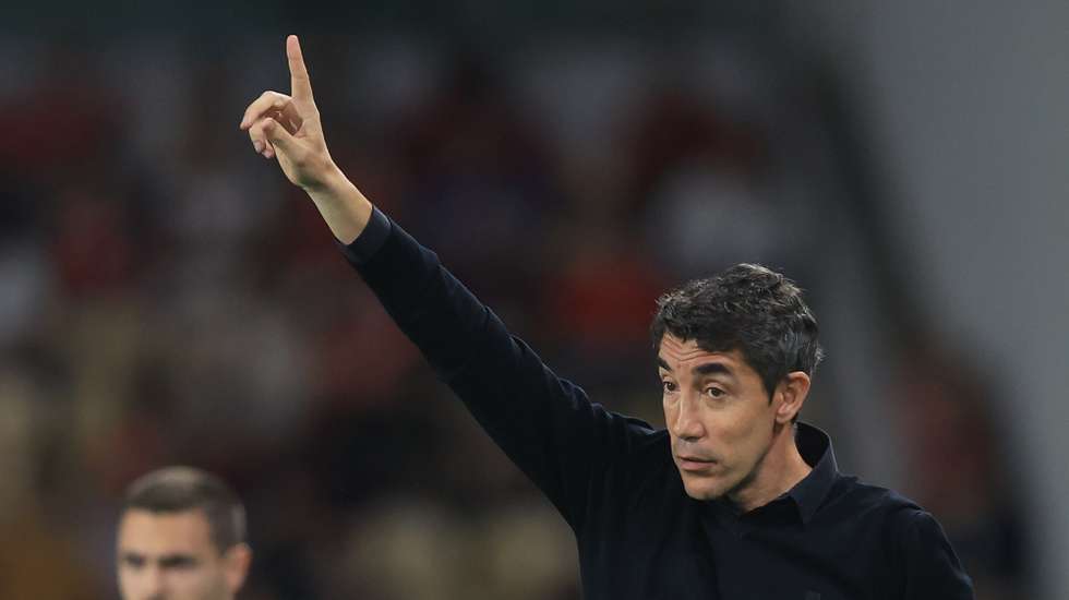 Benfica's head-coach Bruno Lage reacts during their Portuguese Cup soccer match against Tirsense at Barcelos City Stadium, Barcelos, Portugal, 9 April 2025. JOSÉ COELHO/LUSA