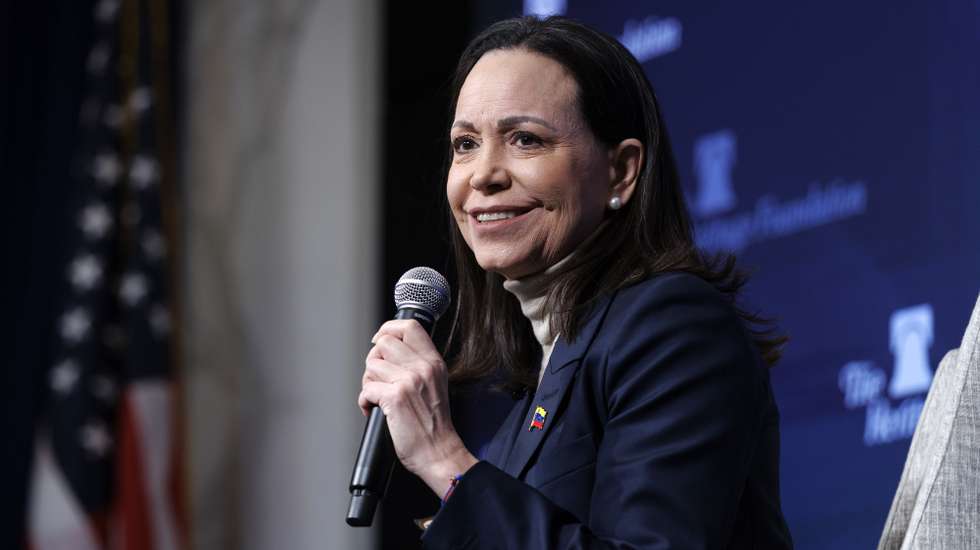 epaselect epa12654020 Venezuelan opposition leader Maria Corina Machado delivers remarks at the Heritage Foundation, Washington, DC, USA, 16 January 2026.  EPA/WILL OLIVER